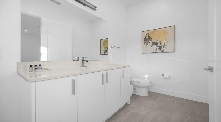 DAVENPORT, Florida 33837, 6 Bedrooms Bedrooms, ,4 BathroomsBathrooms,Residential,For Sale,PINE OAK,0,MFRS5118930