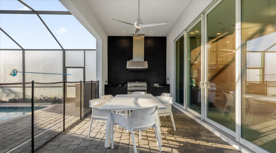 DAVENPORT, Florida 33837, 6 Bedrooms Bedrooms, ,4 BathroomsBathrooms,Residential,For Sale,PINE OAK,0,MFRS5118930