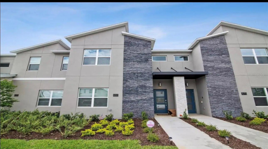 DAVENPORT, Florida 33896, 4 Bedrooms Bedrooms, ,3 BathroomsBathrooms,Residential,For Sale,PEBBLE BEACH,0,MFRO6330010