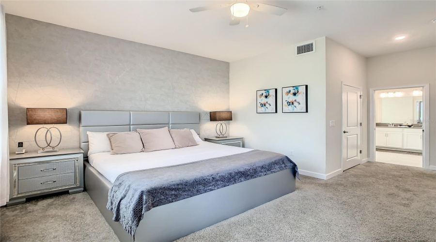 DAVENPORT, Florida 33896, 3 Bedrooms Bedrooms, ,2 BathroomsBathrooms,Residential,For Sale,OCEAN COURSE,0,MFRO6367282