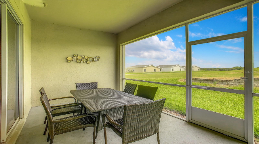 DAVENPORT, Florida 33896, 3 Bedrooms Bedrooms, ,2 BathroomsBathrooms,Residential,For Sale,OCEAN COURSE,0,MFRO6367282