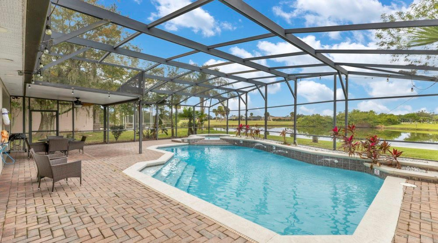 KISSIMMEE, Florida 34746, 4 Bedrooms Bedrooms, ,2 BathroomsBathrooms,Residential,For Sale,PUTTER,0,MFRO6367033