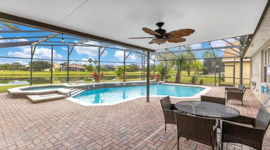 KISSIMMEE, Florida 34746, 4 Bedrooms Bedrooms, ,2 BathroomsBathrooms,Residential,For Sale,PUTTER,0,MFRO6367033