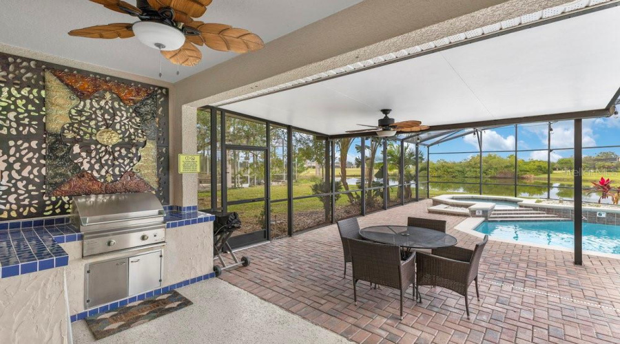 KISSIMMEE, Florida 34746, 4 Bedrooms Bedrooms, ,2 BathroomsBathrooms,Residential,For Sale,PUTTER,0,MFRO6367033