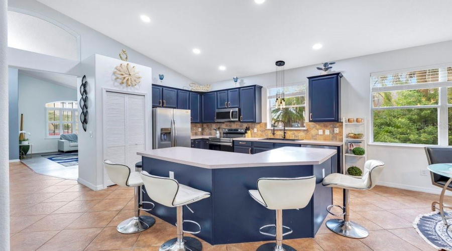 KISSIMMEE, Florida 34746, 4 Bedrooms Bedrooms, ,2 BathroomsBathrooms,Residential,For Sale,PUTTER,0,MFRO6367033