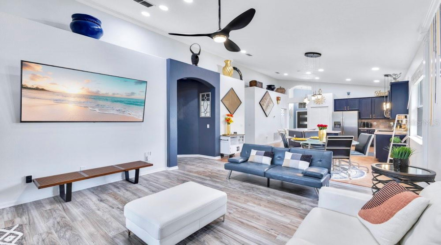 KISSIMMEE, Florida 34746, 4 Bedrooms Bedrooms, ,2 BathroomsBathrooms,Residential,For Sale,PUTTER,0,MFRO6367033