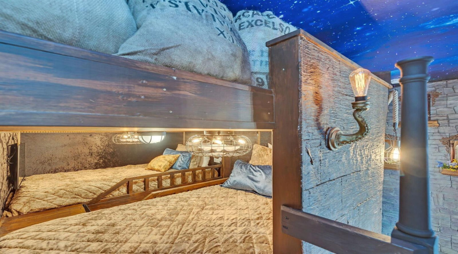 REUNION, Florida 34747, 5 Bedrooms Bedrooms, ,4 BathroomsBathrooms,Residential,For Sale,FAIRVIEW,0,MFRS5140423