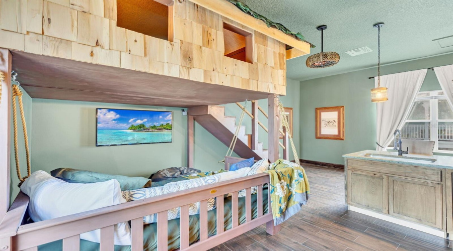 REUNION, Florida 34747, 5 Bedrooms Bedrooms, ,4 BathroomsBathrooms,Residential,For Sale,FAIRVIEW,0,MFRS5140423