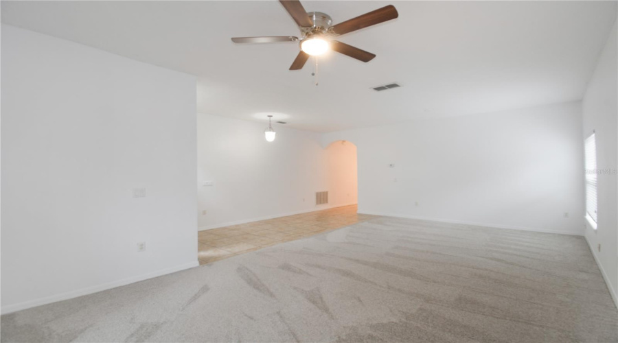 KISSIMMEE, Florida 34746, 3 Bedrooms Bedrooms, ,2 BathroomsBathrooms,Residential,For Sale,HIDDEN MEADOW,0,MFRG5101601