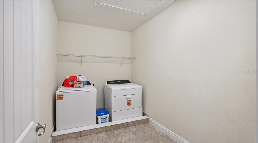 KISSIMMEE, Florida 34747, 10 Bedrooms Bedrooms, ,10 BathroomsBathrooms,Residential,For Sale,LASSO,0,MFRO6368608