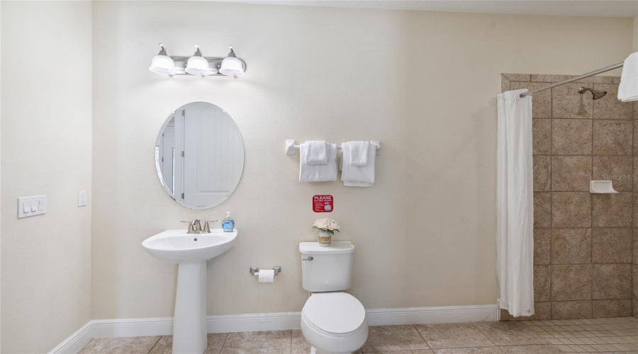 KISSIMMEE, Florida 34747, 10 Bedrooms Bedrooms, ,10 BathroomsBathrooms,Residential,For Sale,LASSO,0,MFRO6368608