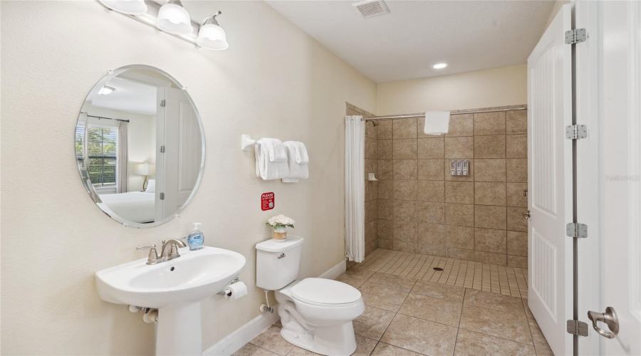 KISSIMMEE, Florida 34747, 10 Bedrooms Bedrooms, ,10 BathroomsBathrooms,Residential,For Sale,LASSO,0,MFRO6368608