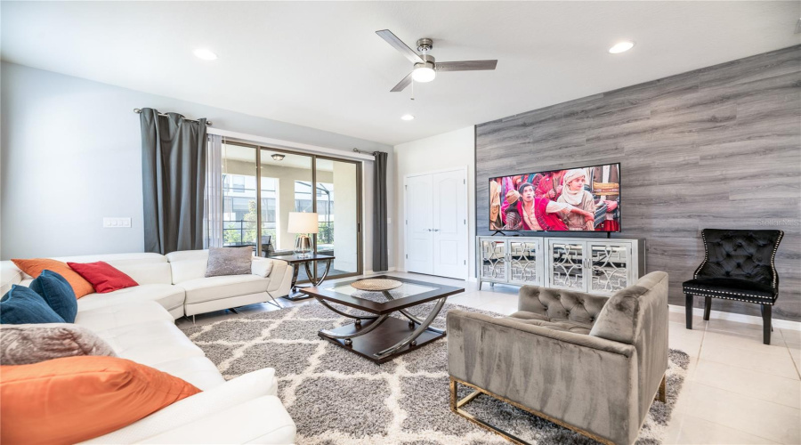 KISSIMMEE, Florida 34747, 7 Bedrooms Bedrooms, ,5 BathroomsBathrooms,Residential,For Sale,PRAGUE,0,MFRO6329265