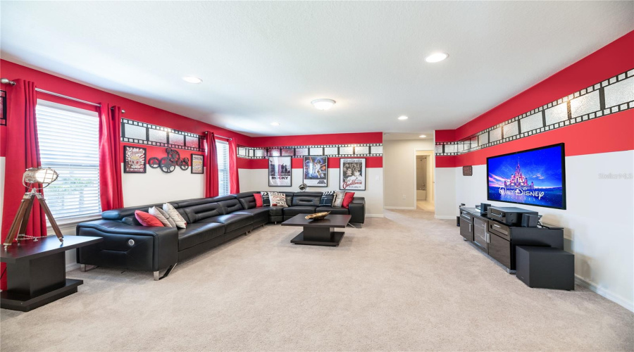 KISSIMMEE, Florida 34747, 7 Bedrooms Bedrooms, ,5 BathroomsBathrooms,Residential,For Sale,PRAGUE,0,MFRO6329265