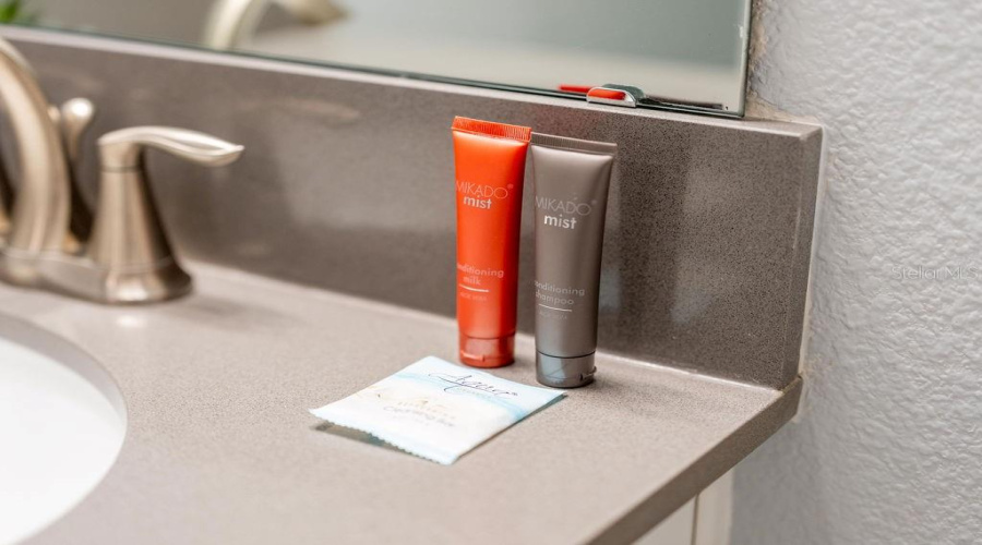 KISSIMMEE, Florida 34746, 5 Bedrooms Bedrooms, ,4 BathroomsBathrooms,Residential,For Sale,DEDICATION,0,MFRO6367374