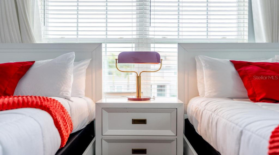 KISSIMMEE, Florida 34746, 5 Bedrooms Bedrooms, ,4 BathroomsBathrooms,Residential,For Sale,DEDICATION,0,MFRO6367374