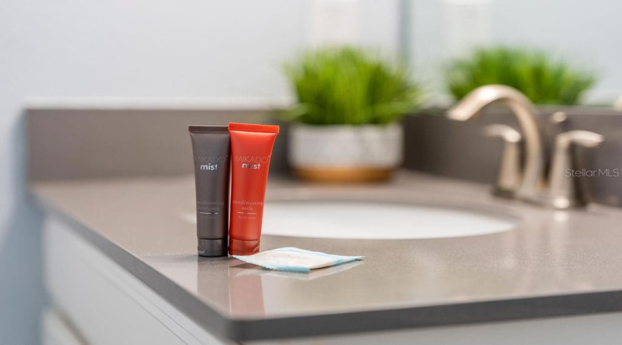 KISSIMMEE, Florida 34746, 5 Bedrooms Bedrooms, ,4 BathroomsBathrooms,Residential,For Sale,DEDICATION,0,MFRO6367374