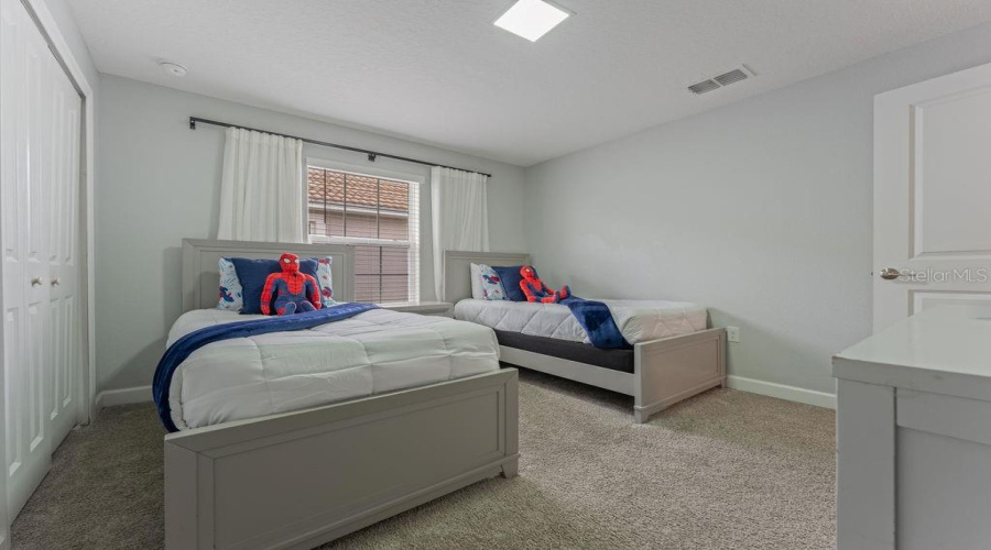 KISSIMMEE, Florida 34746, 5 Bedrooms Bedrooms, ,4 BathroomsBathrooms,Residential,For Sale,DEDICATION,0,MFRO6367374