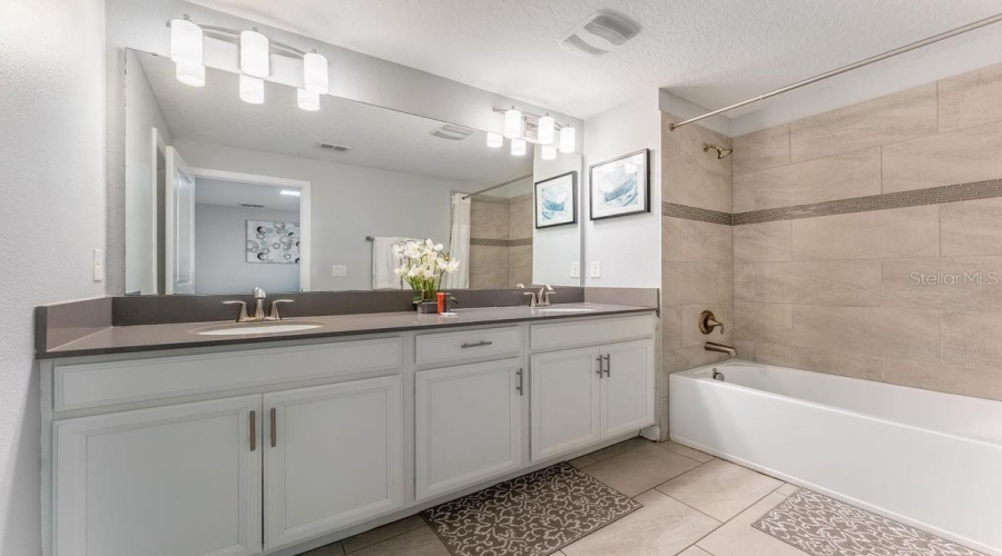 KISSIMMEE, Florida 34746, 5 Bedrooms Bedrooms, ,4 BathroomsBathrooms,Residential,For Sale,DEDICATION,0,MFRO6367374