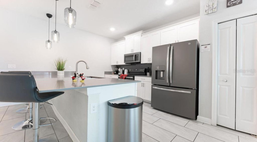 KISSIMMEE, Florida 34746, 5 Bedrooms Bedrooms, ,4 BathroomsBathrooms,Residential,For Sale,DEDICATION,0,MFRO6367374