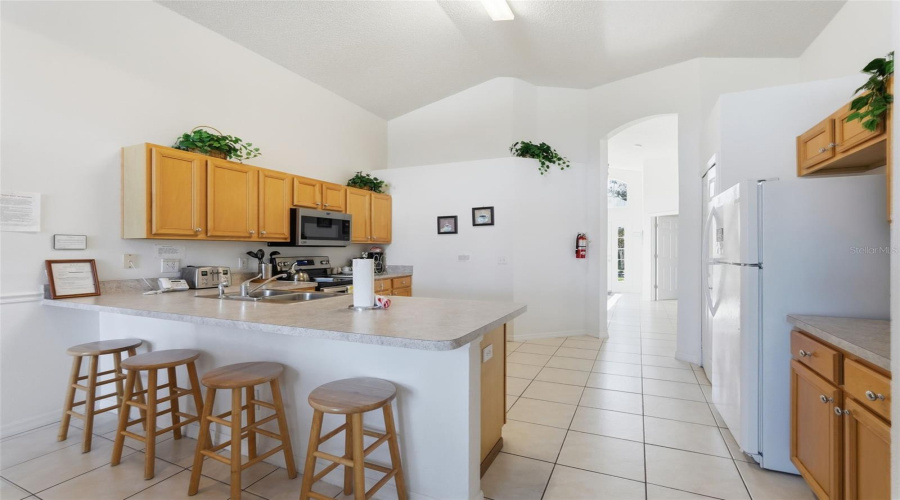 KISSIMMEE, Florida 34747, 5 Bedrooms Bedrooms, ,3 BathroomsBathrooms,Residential,For Sale,SUNRISE KEY,0,MFRTB8458096