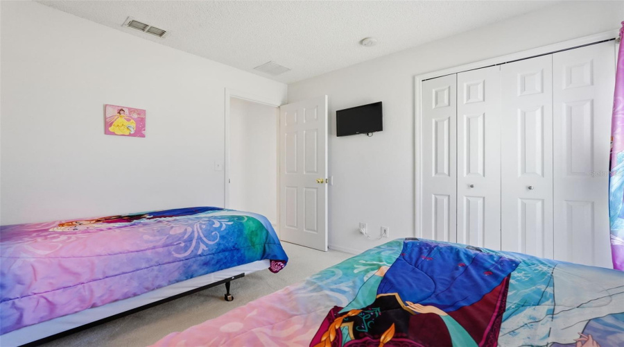 KISSIMMEE, Florida 34747, 5 Bedrooms Bedrooms, ,3 BathroomsBathrooms,Residential,For Sale,SUNRISE KEY,0,MFRTB8458096