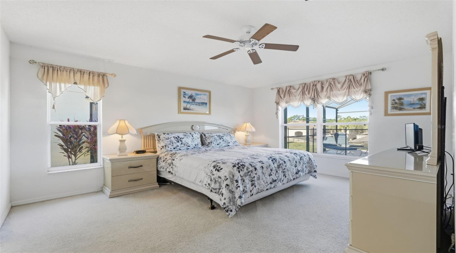 KISSIMMEE, Florida 34747, 5 Bedrooms Bedrooms, ,3 BathroomsBathrooms,Residential,For Sale,SUNRISE KEY,0,MFRTB8458096