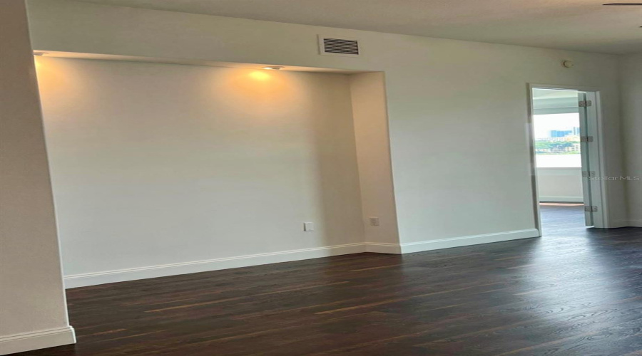 ORLANDO, Florida 32836, 3 Bedrooms Bedrooms, ,2 BathroomsBathrooms,Residential,For Sale,THE ESPLANADE,0,MFRO6366286