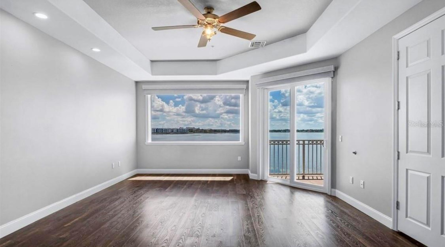 ORLANDO, Florida 32836, 3 Bedrooms Bedrooms, ,2 BathroomsBathrooms,Residential,For Sale,THE ESPLANADE,0,MFRO6366286