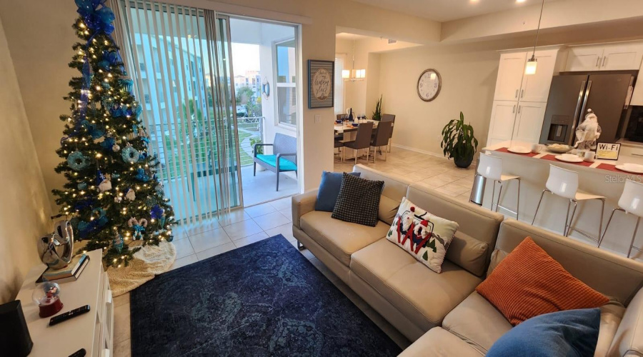 KISSIMMEE, Florida 34746, 2 Bedrooms Bedrooms, ,2 BathroomsBathrooms,Residential,For Sale,PARADOX,0,MFRO6368790