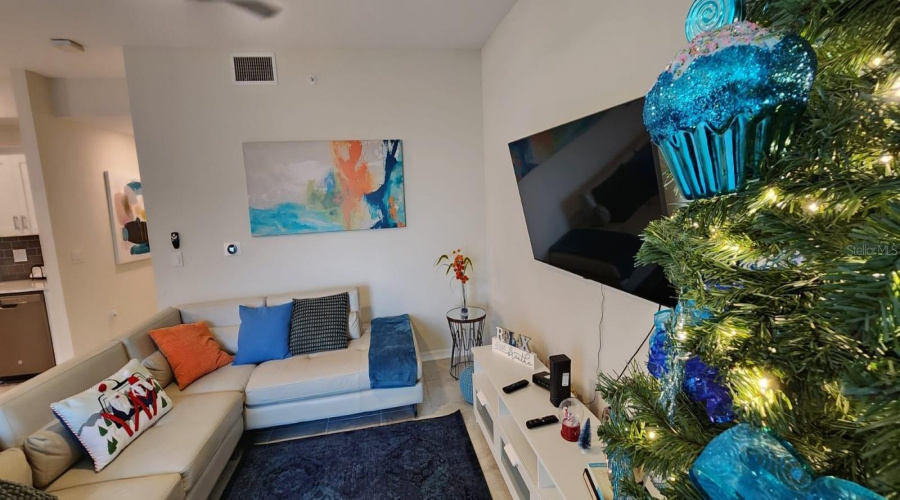 KISSIMMEE, Florida 34746, 2 Bedrooms Bedrooms, ,2 BathroomsBathrooms,Residential,For Sale,PARADOX,0,MFRO6368790