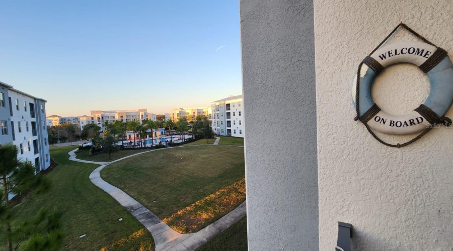 KISSIMMEE, Florida 34746, 2 Bedrooms Bedrooms, ,2 BathroomsBathrooms,Residential,For Sale,PARADOX,0,MFRO6368790