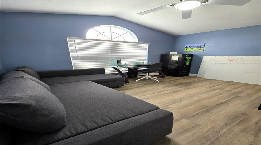 DAVENPORT, Florida 33897, 3 Bedrooms Bedrooms, ,2 BathroomsBathrooms,Residential,For Sale,PINEDALE,0,MFRO6368749