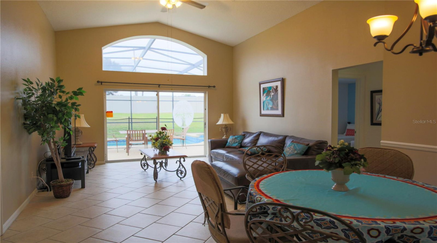 DAVENPORT, Florida 33897, 5 Bedrooms Bedrooms, ,3 BathroomsBathrooms,Residential,For Sale,SOLANA,0,MFRS5140239