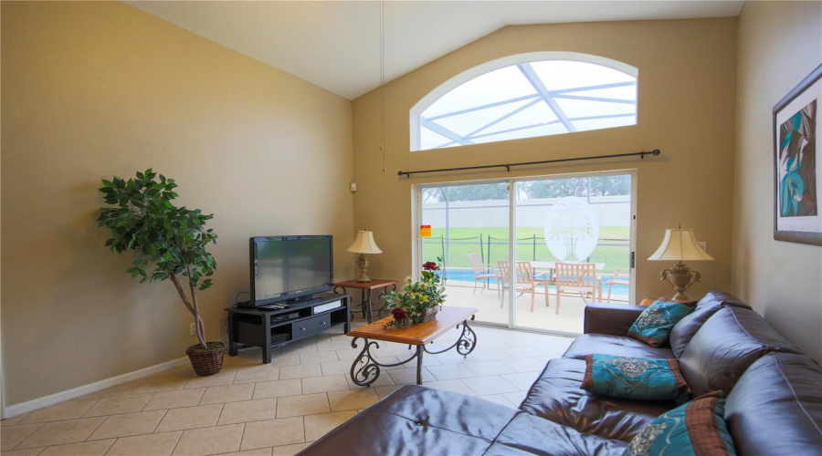 DAVENPORT, Florida 33897, 5 Bedrooms Bedrooms, ,3 BathroomsBathrooms,Residential,For Sale,SOLANA,0,MFRS5140239