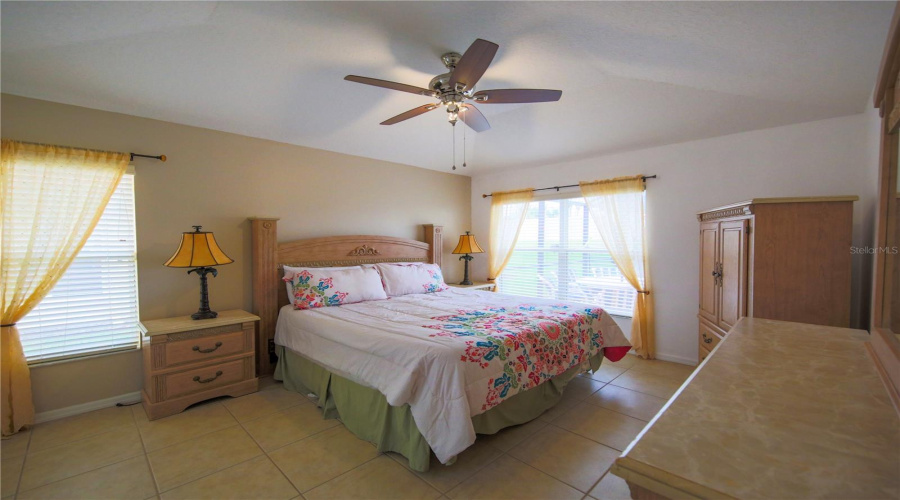 DAVENPORT, Florida 33897, 5 Bedrooms Bedrooms, ,3 BathroomsBathrooms,Residential,For Sale,SOLANA,0,MFRS5140239