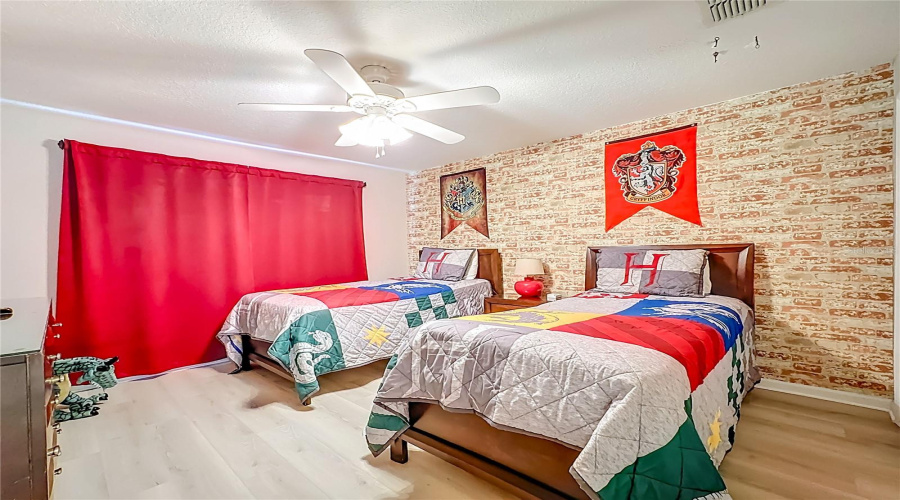 KISSIMMEE, Florida 34747, 5 Bedrooms Bedrooms, ,5 BathroomsBathrooms,Residential,For Sale,TEASCONE,0,MFRO6368815