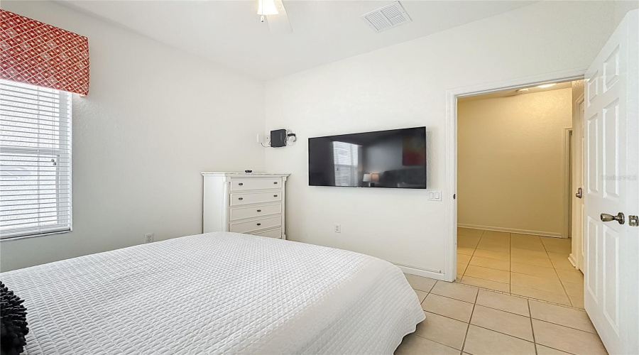 KISSIMMEE, Florida 34747, 5 Bedrooms Bedrooms, ,5 BathroomsBathrooms,Residential,For Sale,TEASCONE,0,MFRO6368815