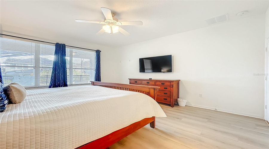 KISSIMMEE, Florida 34747, 5 Bedrooms Bedrooms, ,5 BathroomsBathrooms,Residential,For Sale,TEASCONE,0,MFRO6368815