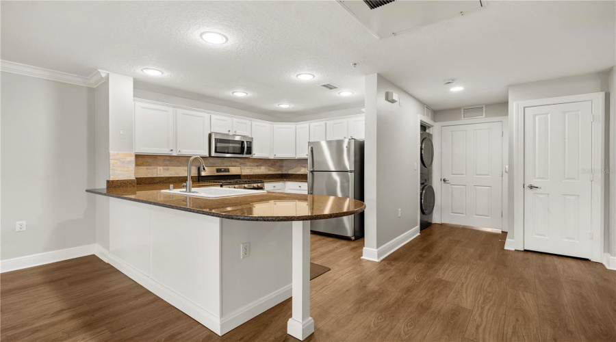 REUNION, Florida 34747, 3 Bedrooms Bedrooms, ,2 BathroomsBathrooms,Residential,For Sale,HERITAGE CROSSING,0,MFRO6368329