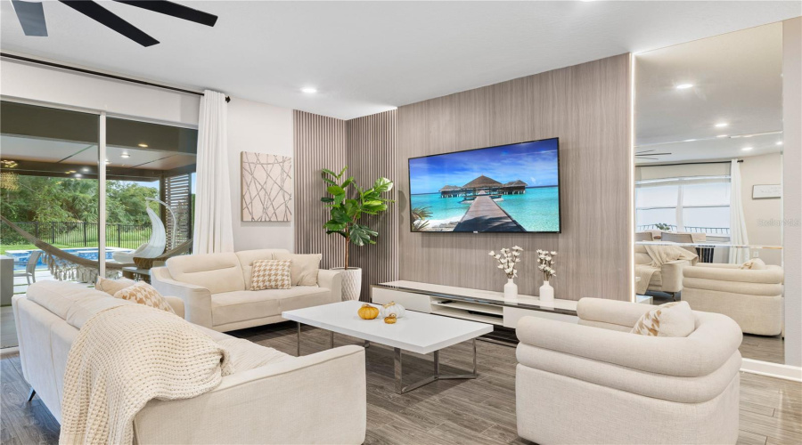 DAVENPORT, Florida 33837, 5 Bedrooms Bedrooms, ,3 BathroomsBathrooms,Residential,For Sale,WESTCHESTER,0,MFRO6346237