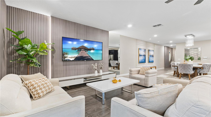 DAVENPORT, Florida 33837, 5 Bedrooms Bedrooms, ,3 BathroomsBathrooms,Residential,For Sale,WESTCHESTER,0,MFRO6346237