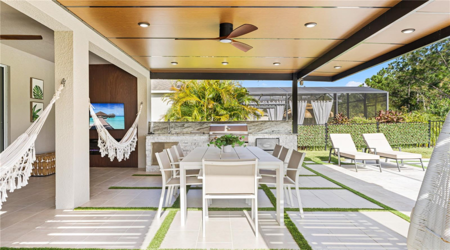 DAVENPORT, Florida 33837, 5 Bedrooms Bedrooms, ,3 BathroomsBathrooms,Residential,For Sale,WESTCHESTER,0,MFRO6346237