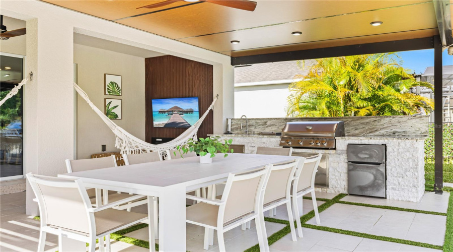 DAVENPORT, Florida 33837, 5 Bedrooms Bedrooms, ,3 BathroomsBathrooms,Residential,For Sale,WESTCHESTER,0,MFRO6346237