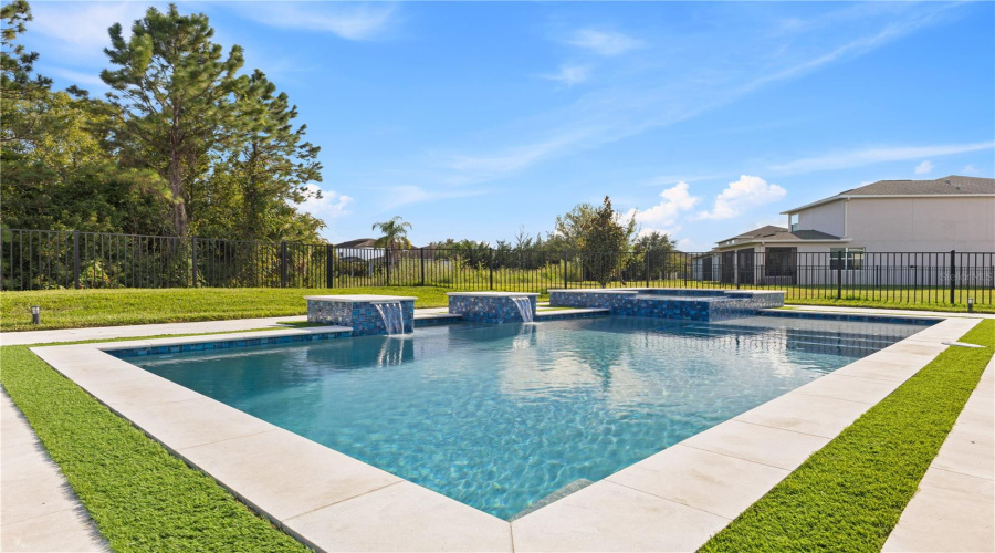 DAVENPORT, Florida 33837, 5 Bedrooms Bedrooms, ,3 BathroomsBathrooms,Residential,For Sale,WESTCHESTER,0,MFRO6346237