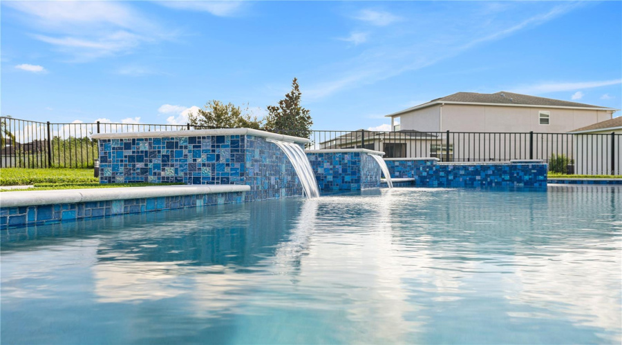 DAVENPORT, Florida 33837, 5 Bedrooms Bedrooms, ,3 BathroomsBathrooms,Residential,For Sale,WESTCHESTER,0,MFRO6346237