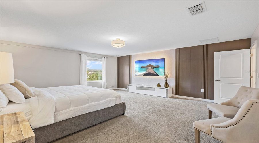 DAVENPORT, Florida 33837, 5 Bedrooms Bedrooms, ,3 BathroomsBathrooms,Residential,For Sale,WESTCHESTER,0,MFRO6346237