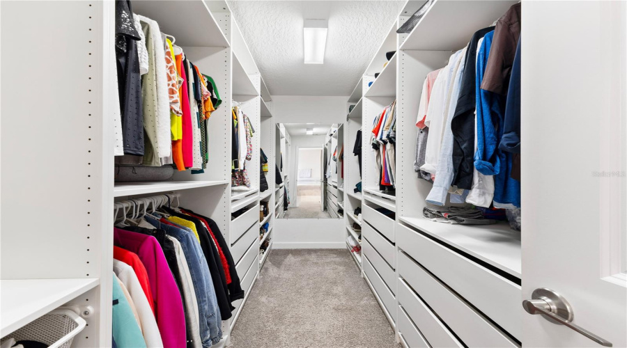 DAVENPORT, Florida 33837, 5 Bedrooms Bedrooms, ,3 BathroomsBathrooms,Residential,For Sale,WESTCHESTER,0,MFRO6346237