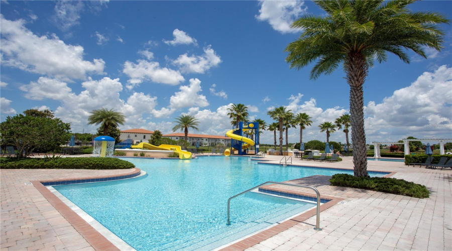 DAVENPORT, Florida 33837, 5 Bedrooms Bedrooms, ,3 BathroomsBathrooms,Residential,For Sale,WESTCHESTER,0,MFRO6346237