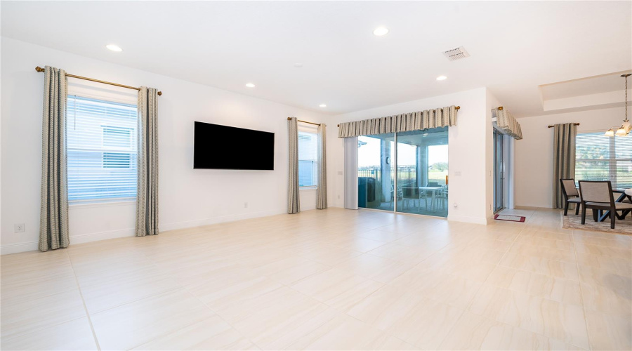 KISSIMMEE, Florida 34747, 3 Bedrooms Bedrooms, ,2 BathroomsBathrooms,Residential,For Sale,HANSON BAY,0,MFRO6368824